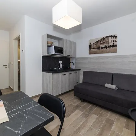 Family-friendly With Swimming Pool Selce, Crikvenica - 19902 Apartamento *