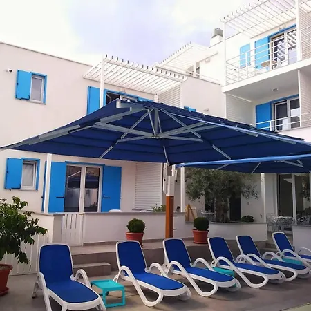 Family-friendly With Swimming Pool Selce, Crikvenica - 19902 Apartment