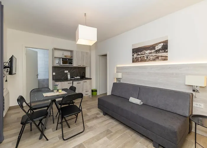 Family-friendly With Swimming Pool Selce, Crikvenica - 19902